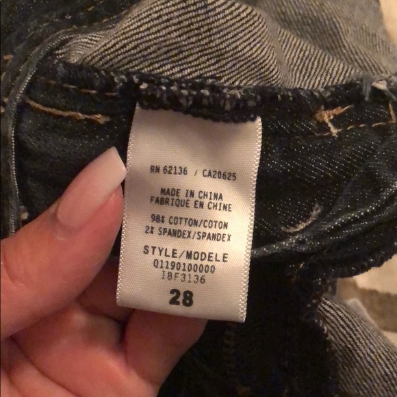 Guess Jeans shorts size 28 - Picture 5 of 6